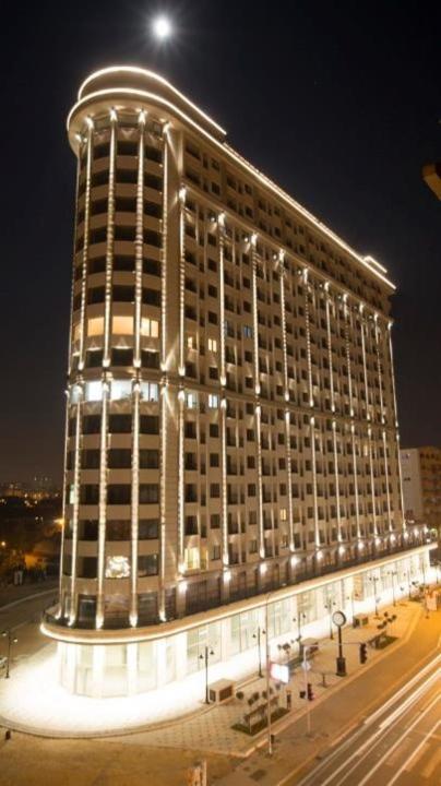 Sky View Apartment *